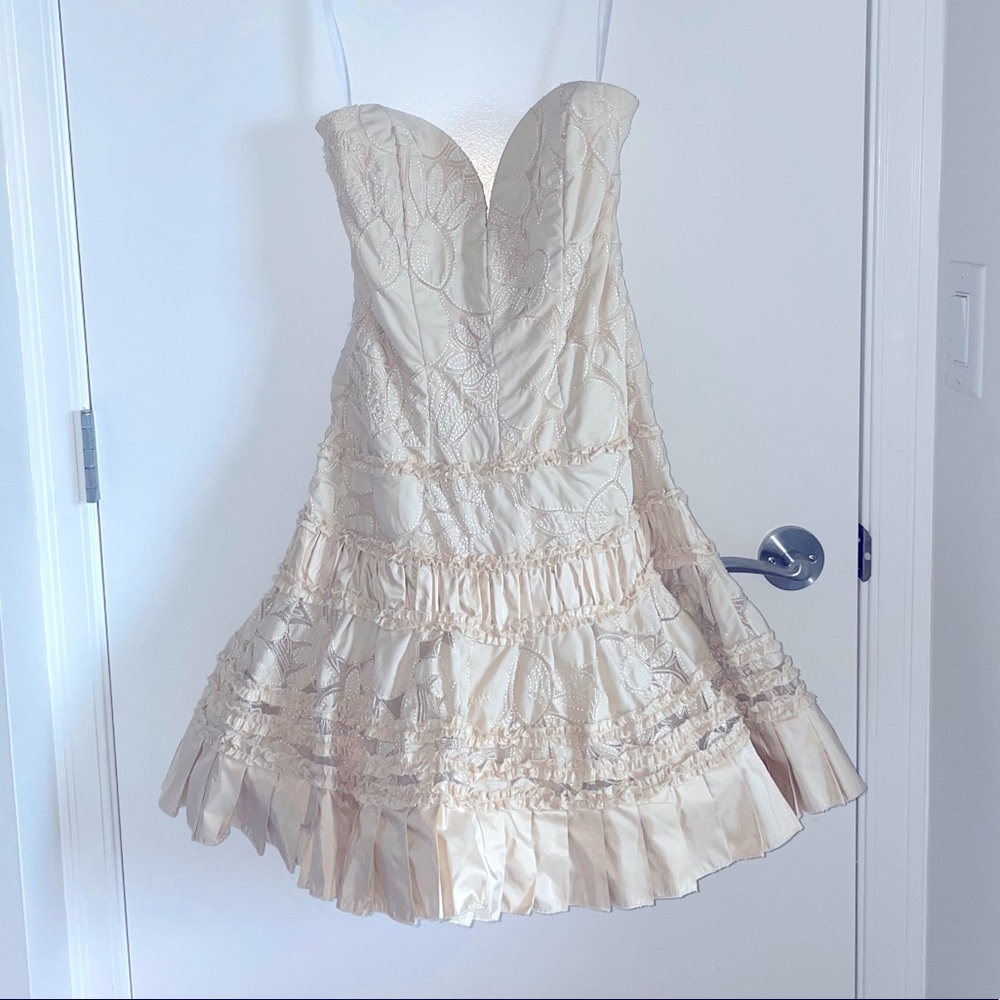 Alexis dress